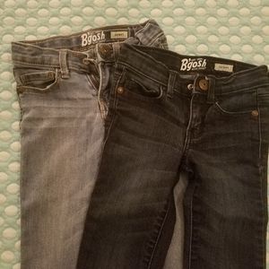 2 pair of Girls Osh Kosh Skinny Jeans